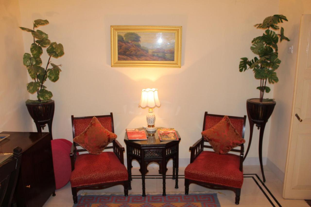 Brijraj Bhawan Palace Hotel Кота Екстериор снимка
